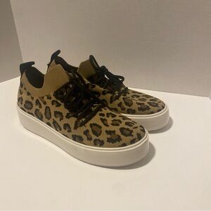 Steve Madden Brixie Leopard Platform Sneaker Women's 8.5 Preowned Excellent